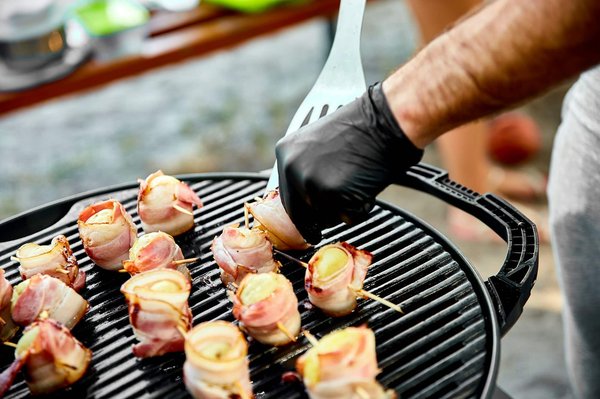 The ultimate guide to barbecue and grilling techniques